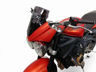 Triumph Street Triple R picture 4