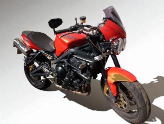 krockskadad bil motor Triumph Street Triple R 2010/4