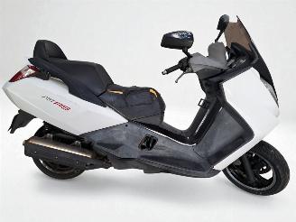  Peugeot  SATELIS 2010/4