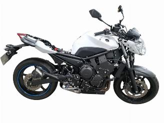 krockskadad bil motor Yamaha XJ 6  2013/8