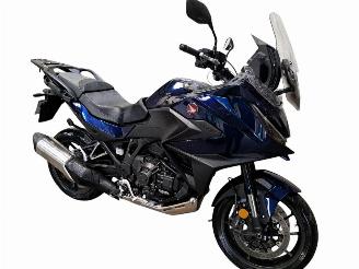 krockskadad bil motor Honda  NT 2025/1