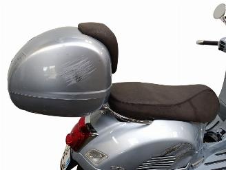 Piaggio  GTS VESPA picture 7