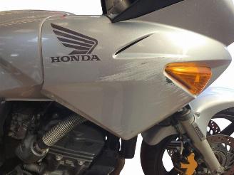 Honda CBF 600  picture 3