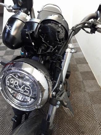 Kawasaki Z 650 RS picture 11