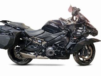 škoda motocykly Suzuki  GSXS 2022/8