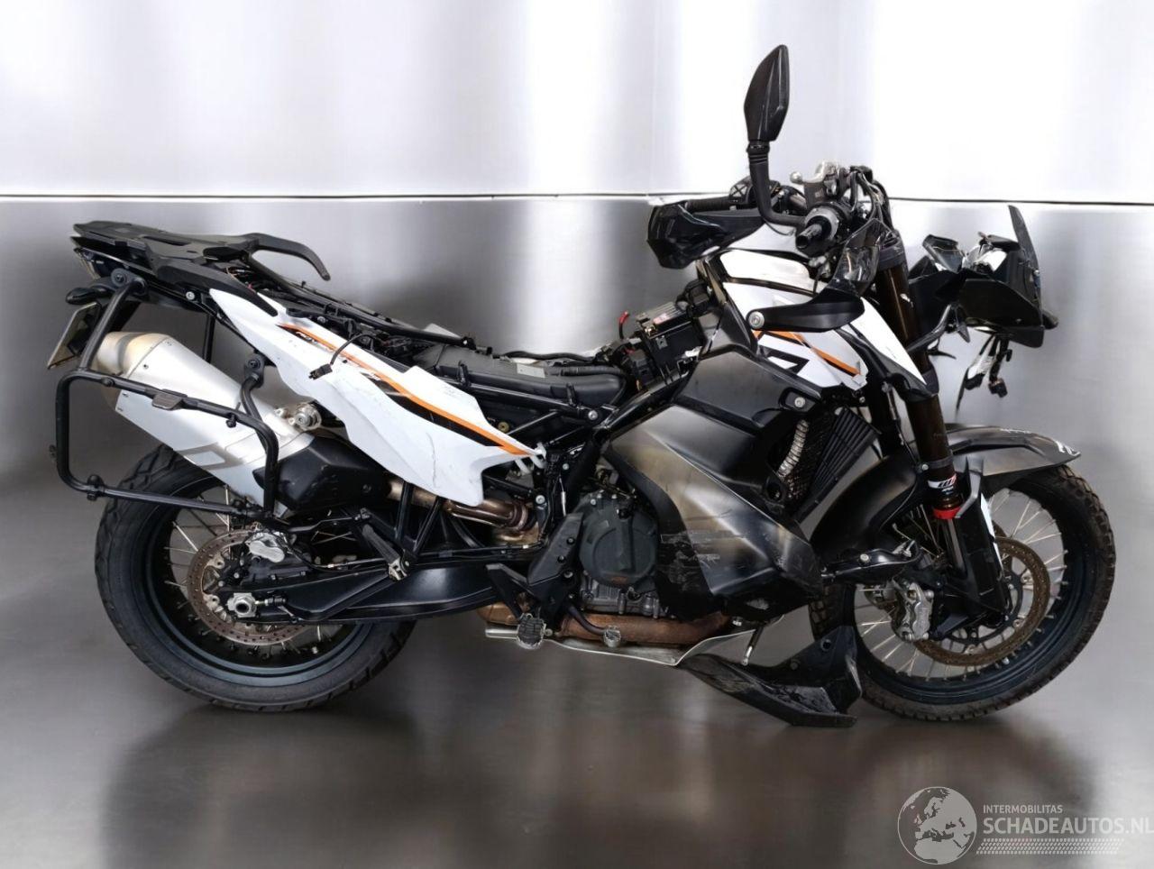 KTM  ADVENTURE