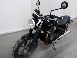 Triumph  STREET TWIN picture 14