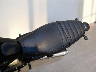 Triumph  STREET TWIN picture 15