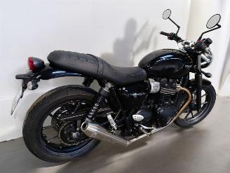 Triumph  STREET TWIN picture 8