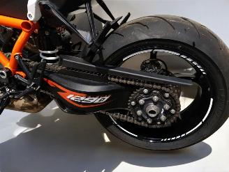 KTM 1290 Super Duke R  picture 7