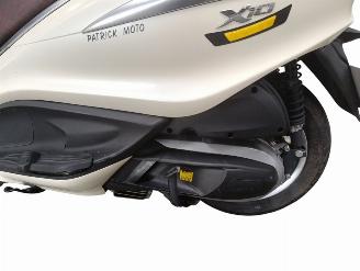 Piaggio X10  picture 19