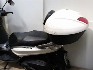 Piaggio  BEVERLY picture 19