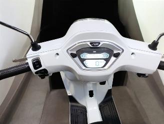 Sym  FUGUE picture 14