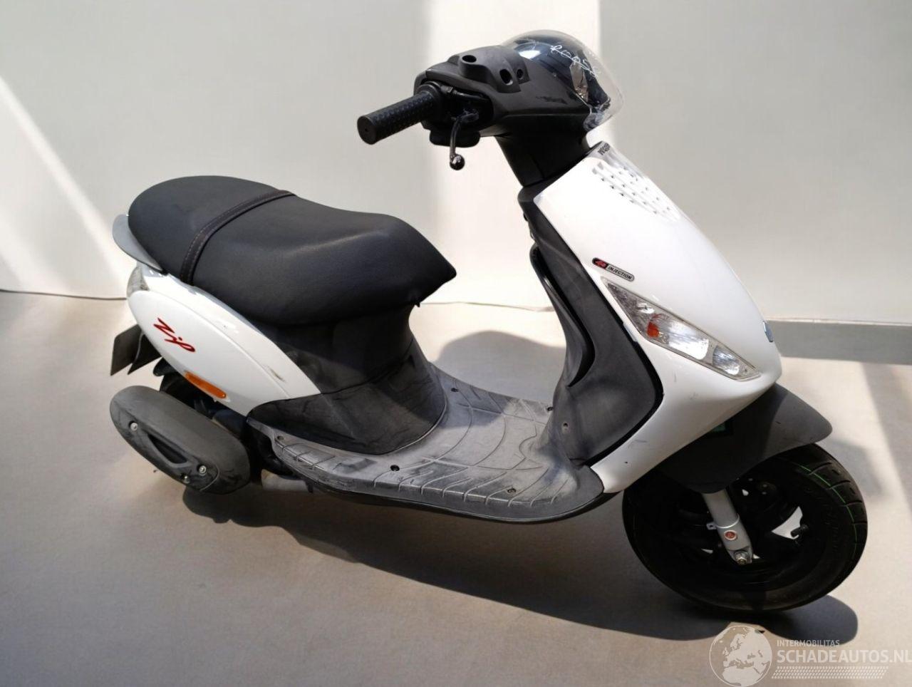 Piaggio  ZIP