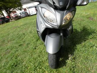 Suzuki  BURGMAN picture 2