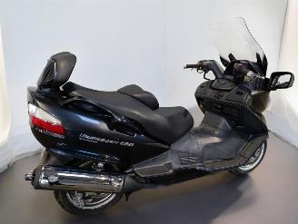 Suzuki  BURGMAN picture 6