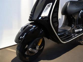 Piaggio  GTS VESPA picture 14