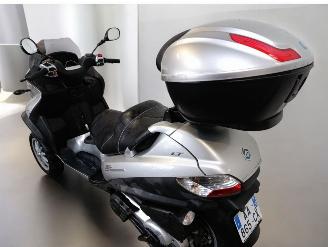 Piaggio  MP3 picture 19