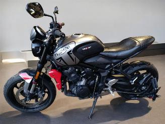 Triumph Trident 660  picture 3