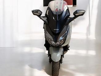 Honda  FORZA picture 2