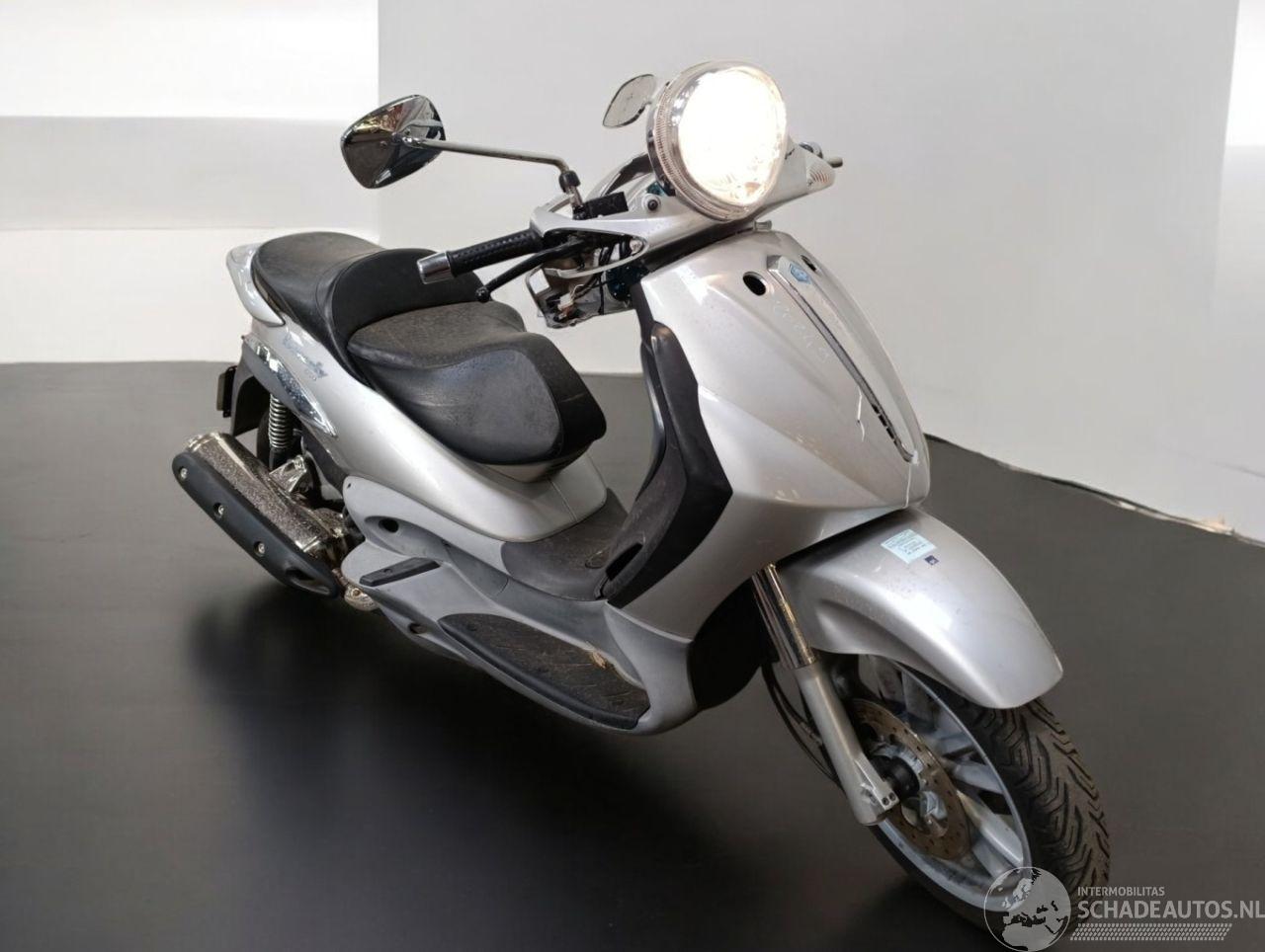 Piaggio  BEVERLY
