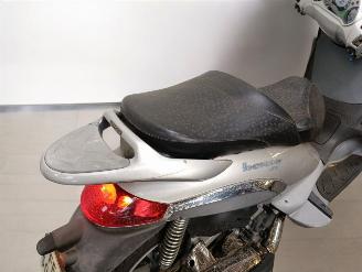 Piaggio  BEVERLY picture 11