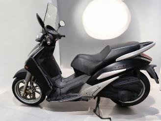 Peugeot  GEOPOLIS picture 3