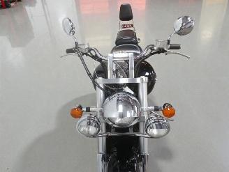 Honda VTX 1800 C picture 2