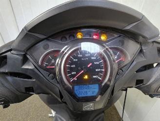 Honda  SH A picture 2