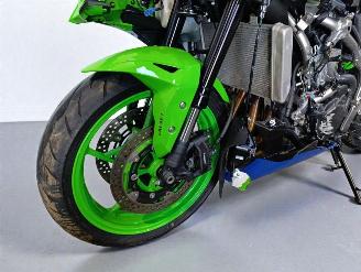 Kawasaki ZXR 400  picture 10