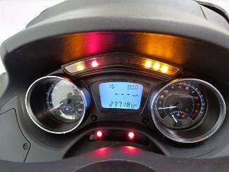 Piaggio  MP3 picture 30