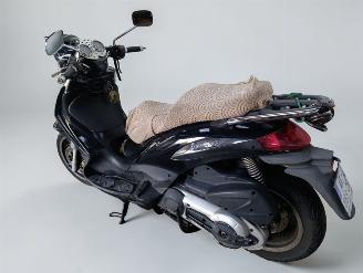 Piaggio  BEVERLY picture 5