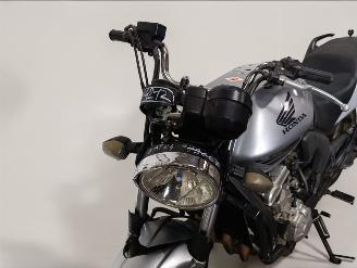 Honda CBF 600  picture 4