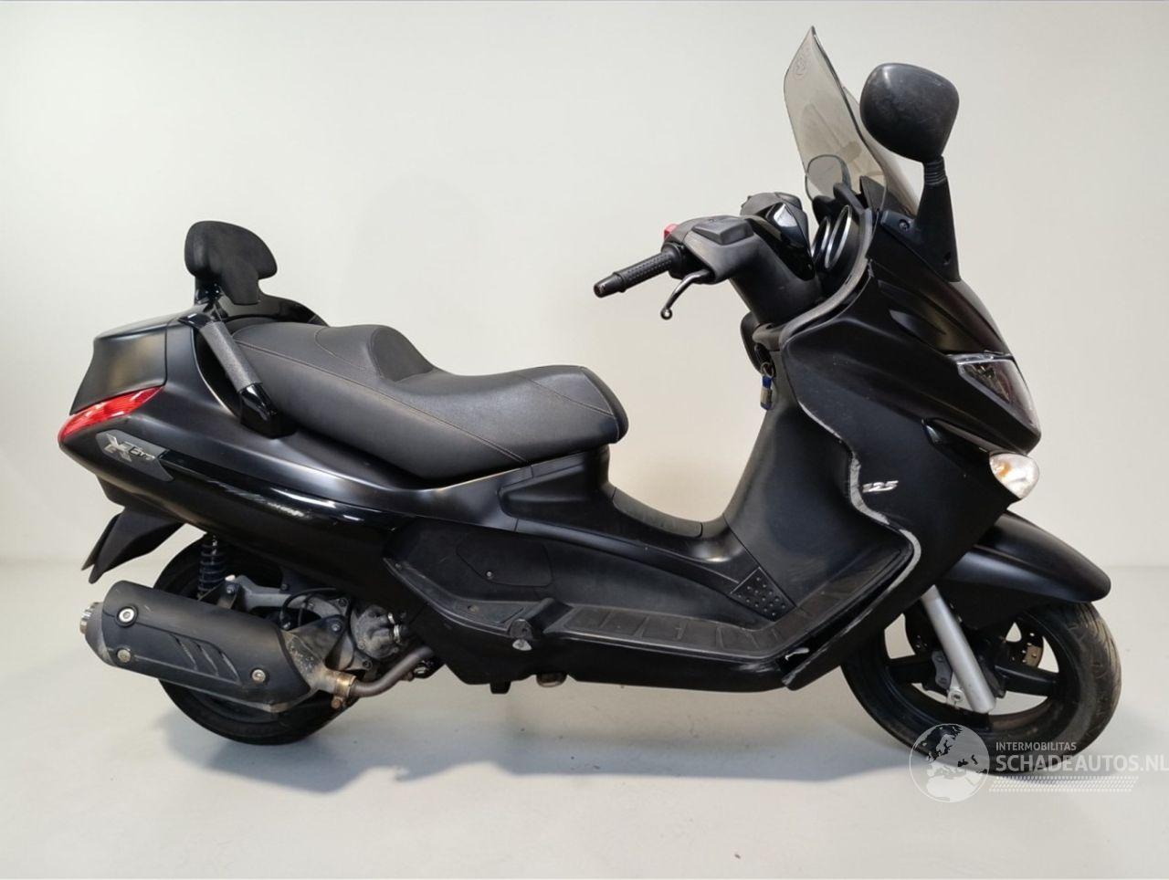 Piaggio  XEVO