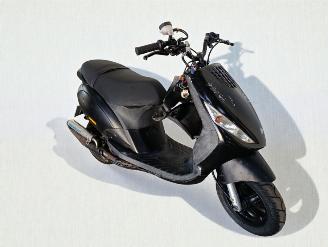 Piaggio  ZIP picture 7