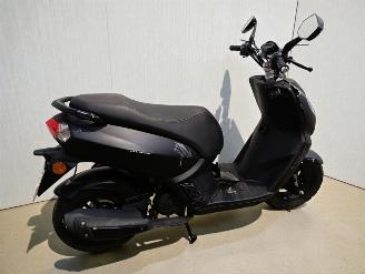 Peugeot  STREET ZONE picture 10