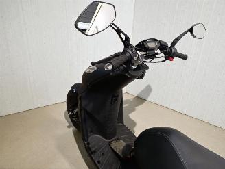 Peugeot  STREET ZONE picture 5