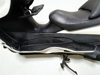 Suzuki  BURGMAN picture 9