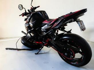 Suzuki GS 750 R picture 3