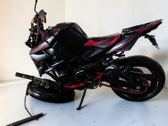 Suzuki GS 750 R picture 22