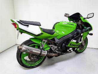 Kawasaki  ZX7R picture 6