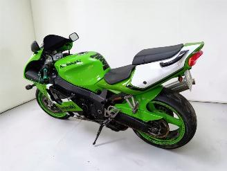 Kawasaki  ZX7R picture 5
