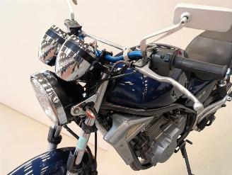 Kawasaki ER - 5  picture 6