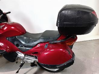 Honda NT 650  picture 6