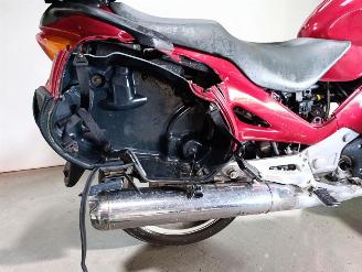 Honda NT 650  picture 11
