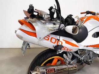 Suzuki GSX 600 F picture 13