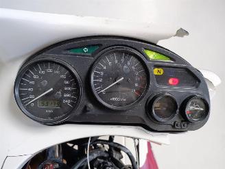 Suzuki GSX 600 F picture 2