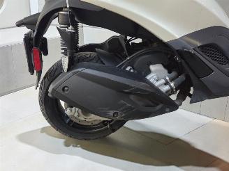 Piaggio  MP3 HP picture 12