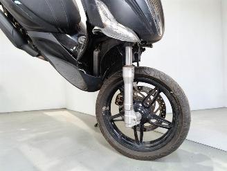 Piaggio  BEVERLY picture 8
