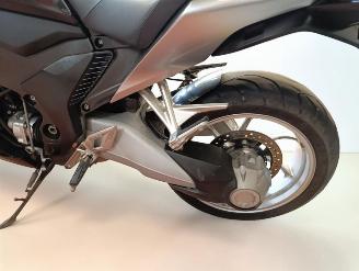 Honda VFR 1200  picture 12